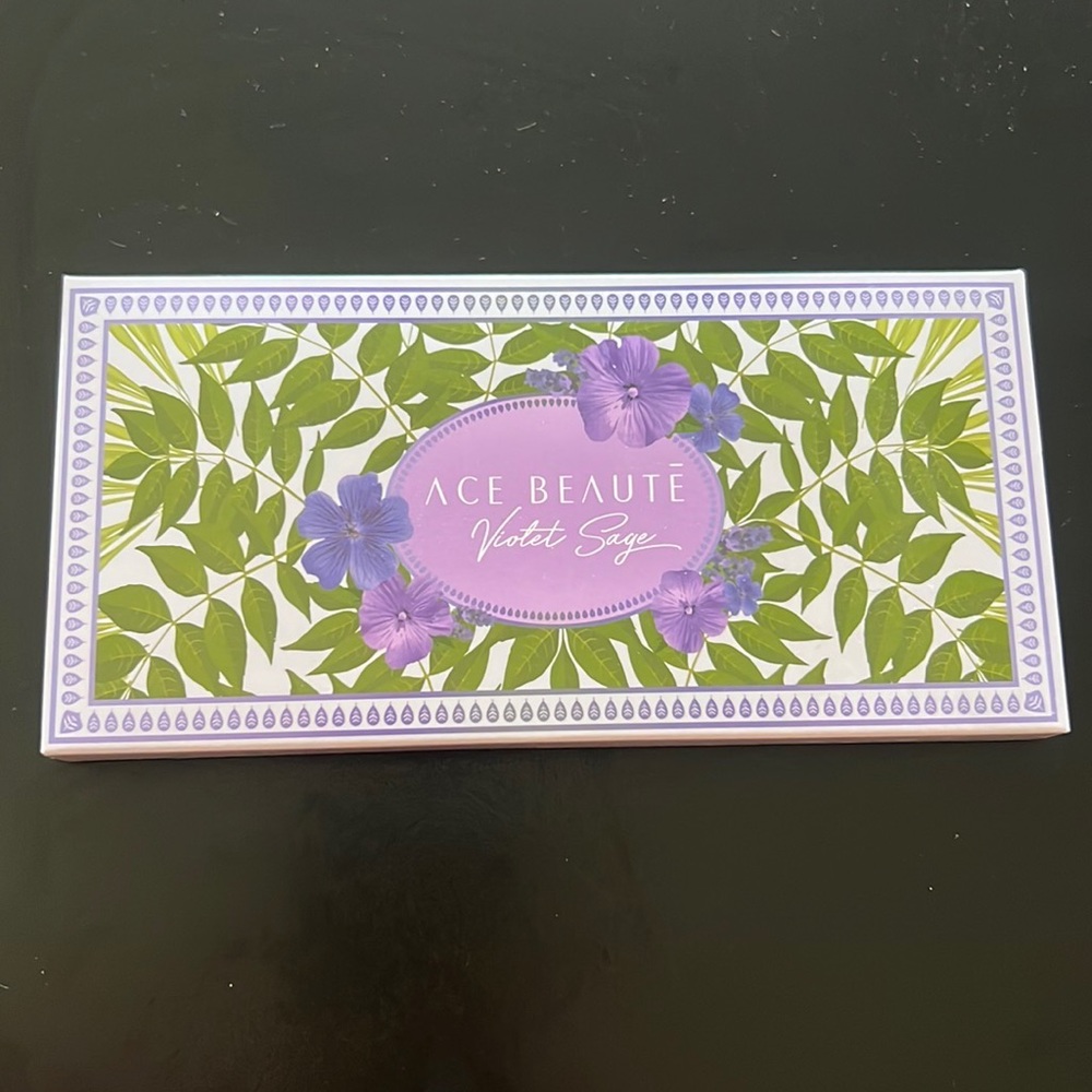 BRAND NEW LIMITED EDITION - Ace Beaute Violet Sage Eyeshadow Palette